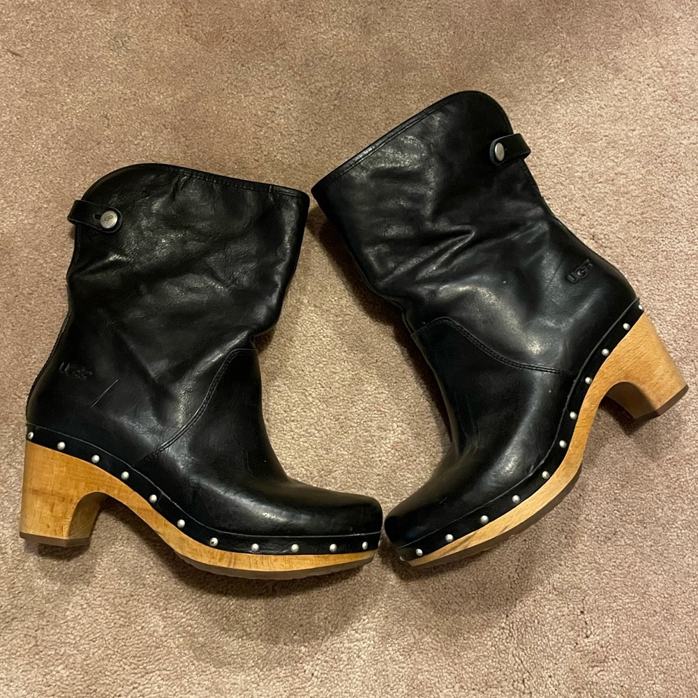 UGG Sherpa lined leather boots
